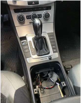 Volkswagen Passat cena 25900 przebieg: 223600, rok produkcji 2013 z Prochowice małe 29